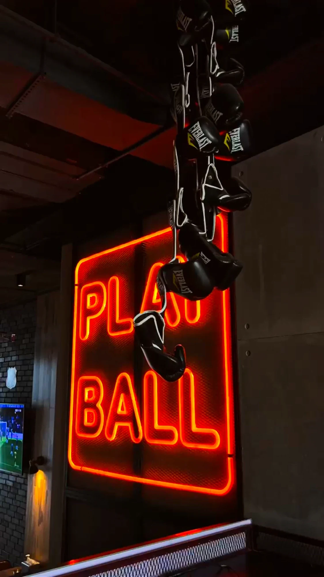 Bar13 — photograph 7