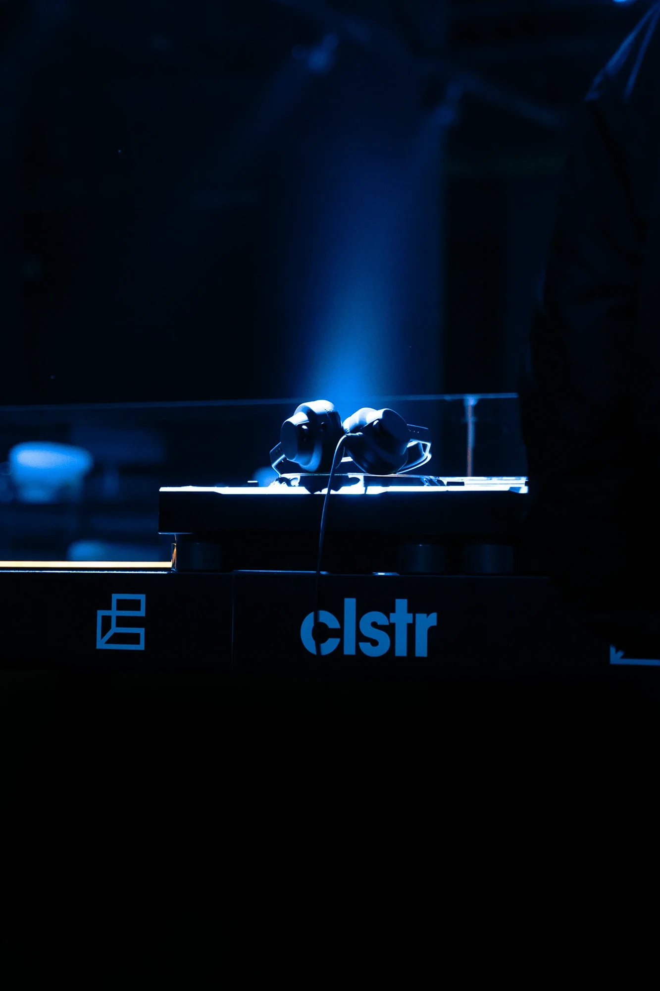 CLSTR — photograph 8
